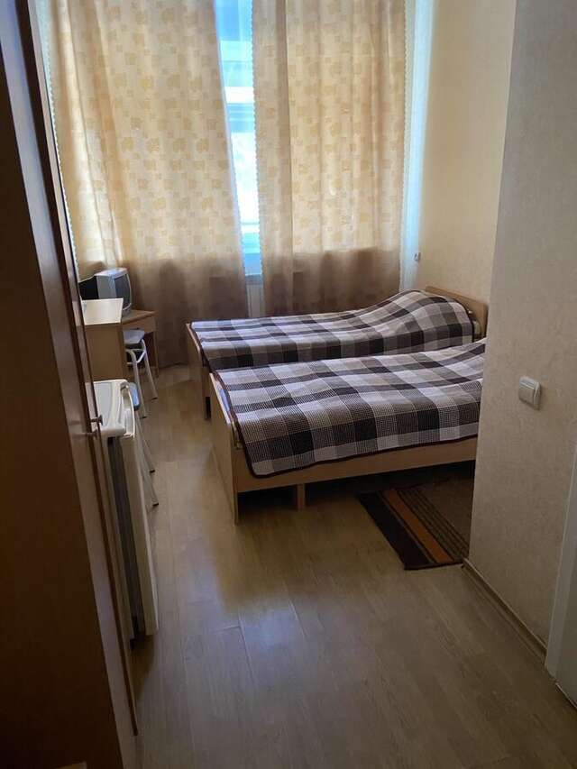 Отель гостиница Панама, центр Бердянск-20